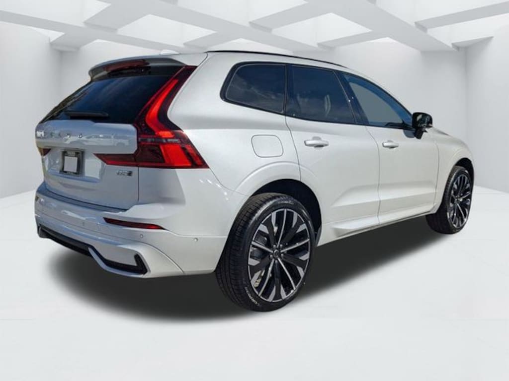 New 2026 Volvo XC60 B5 Ultra SUV
