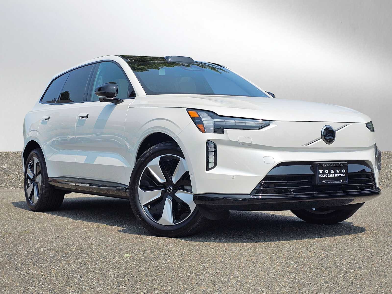 2025 Volvo EX90