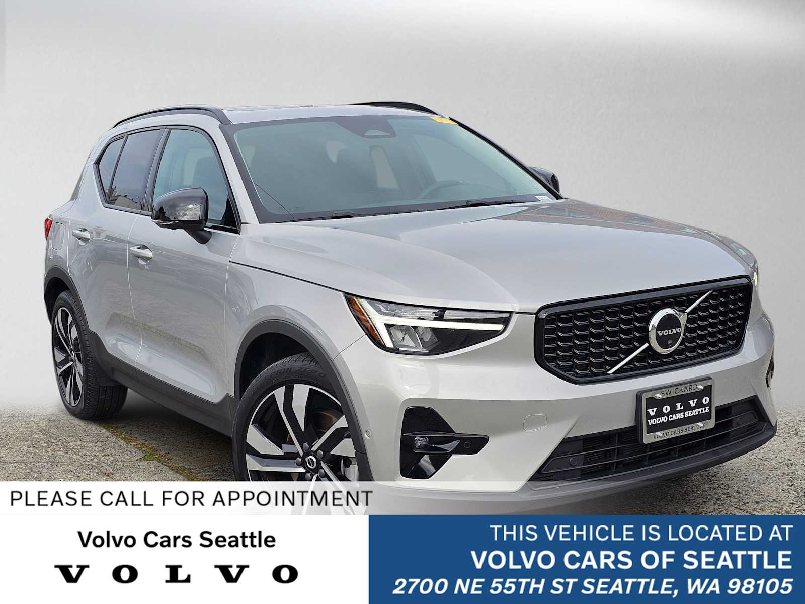 2023 Volvo XC40