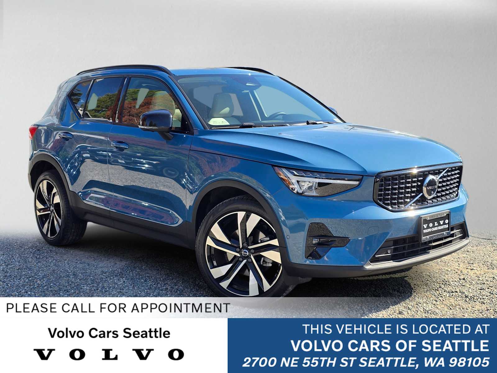 2023 Volvo XC40