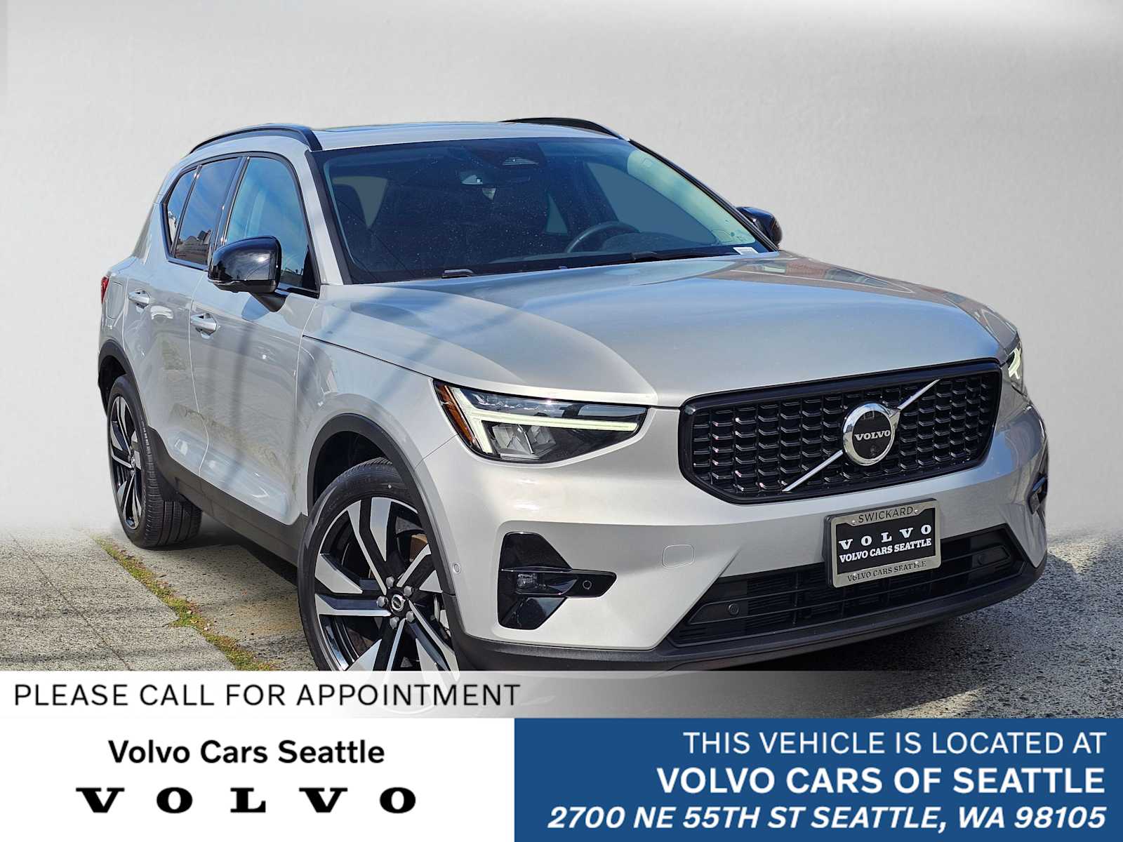 2023 Volvo XC40