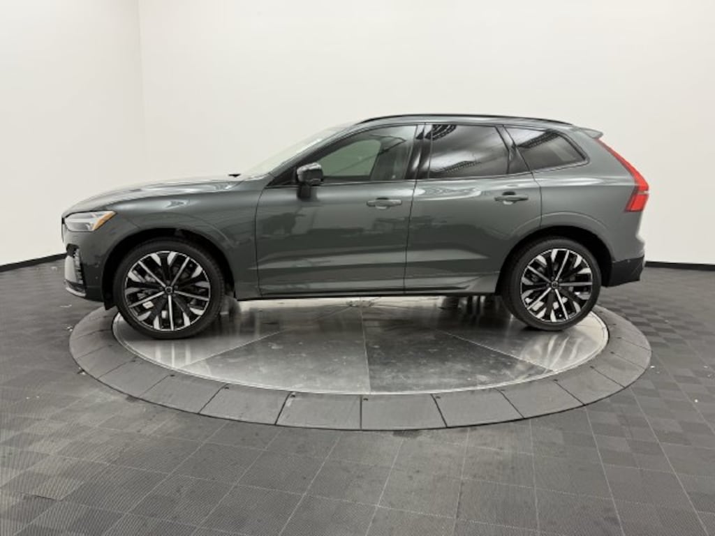 New 2027 Volvo XC60 B5 Ultra SUV