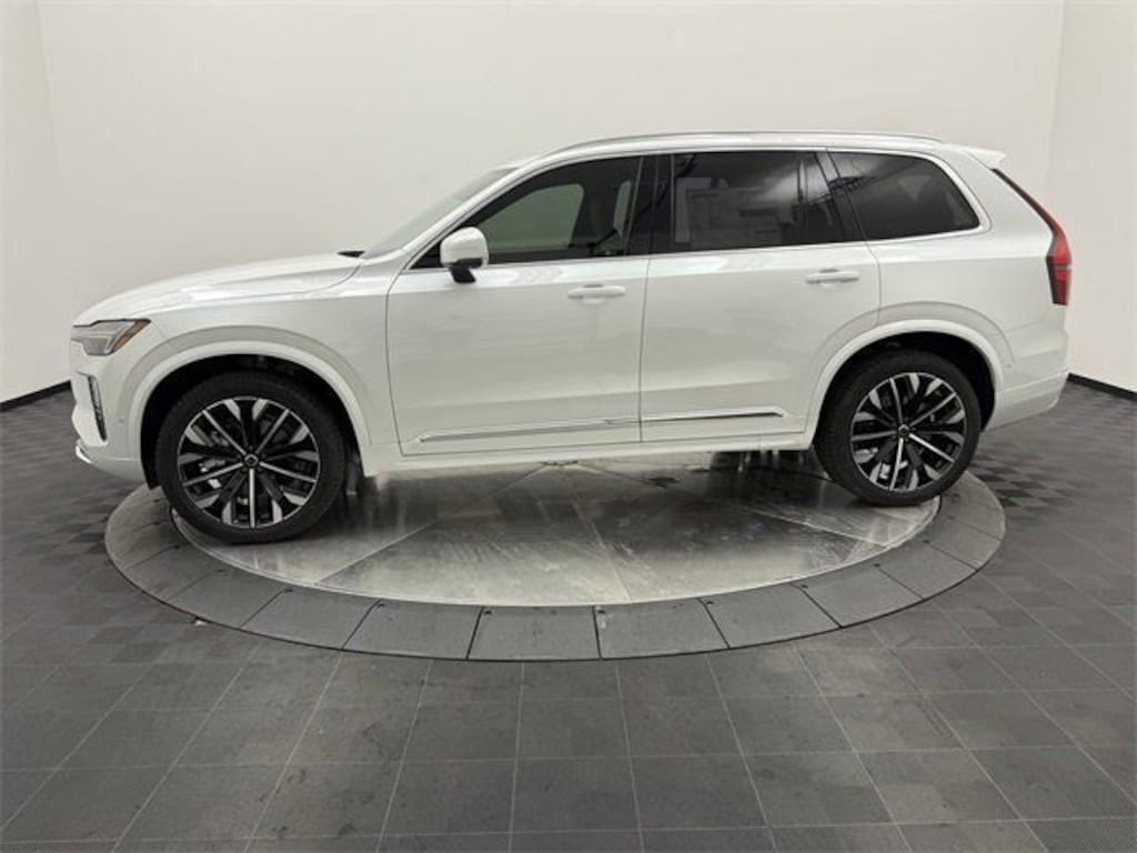New 2026 Volvo XC90 B6 Plus 7-Seater SUV