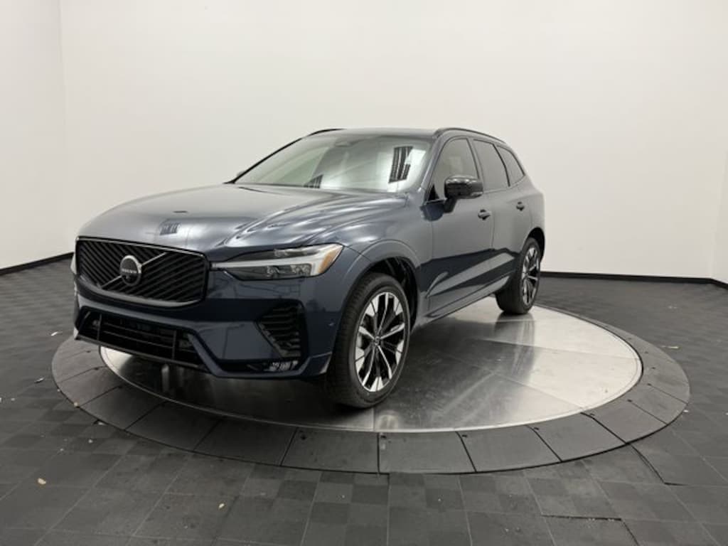 New 2026 Volvo XC60 B5 Plus SUV