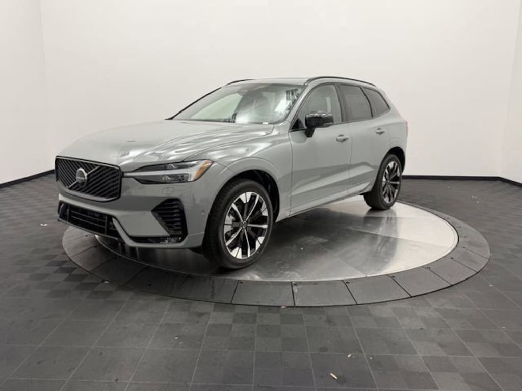 New 2026 Volvo XC60 B5 Plus SUV