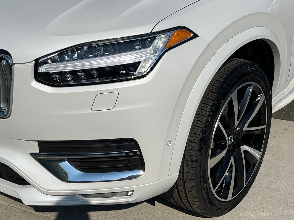 2025 Volvo XC90 Plus - Photo 7