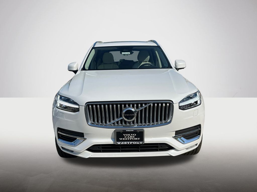 2025 Volvo XC90 Plus - Photo 6
