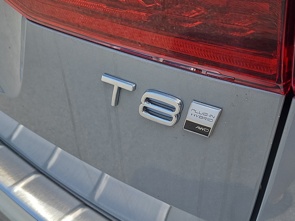 New 2026 Volvo XC60 plug-in hybrid T8 Ultra SUV