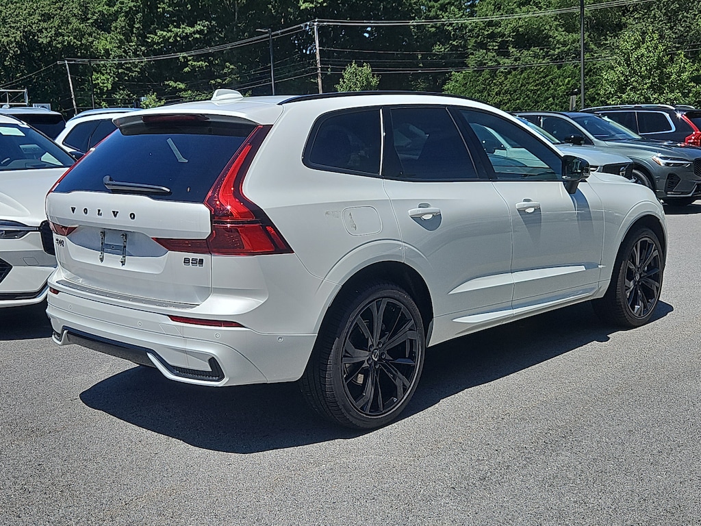 New 2026 Volvo XC60 B5 Ultra Black Edition SUV