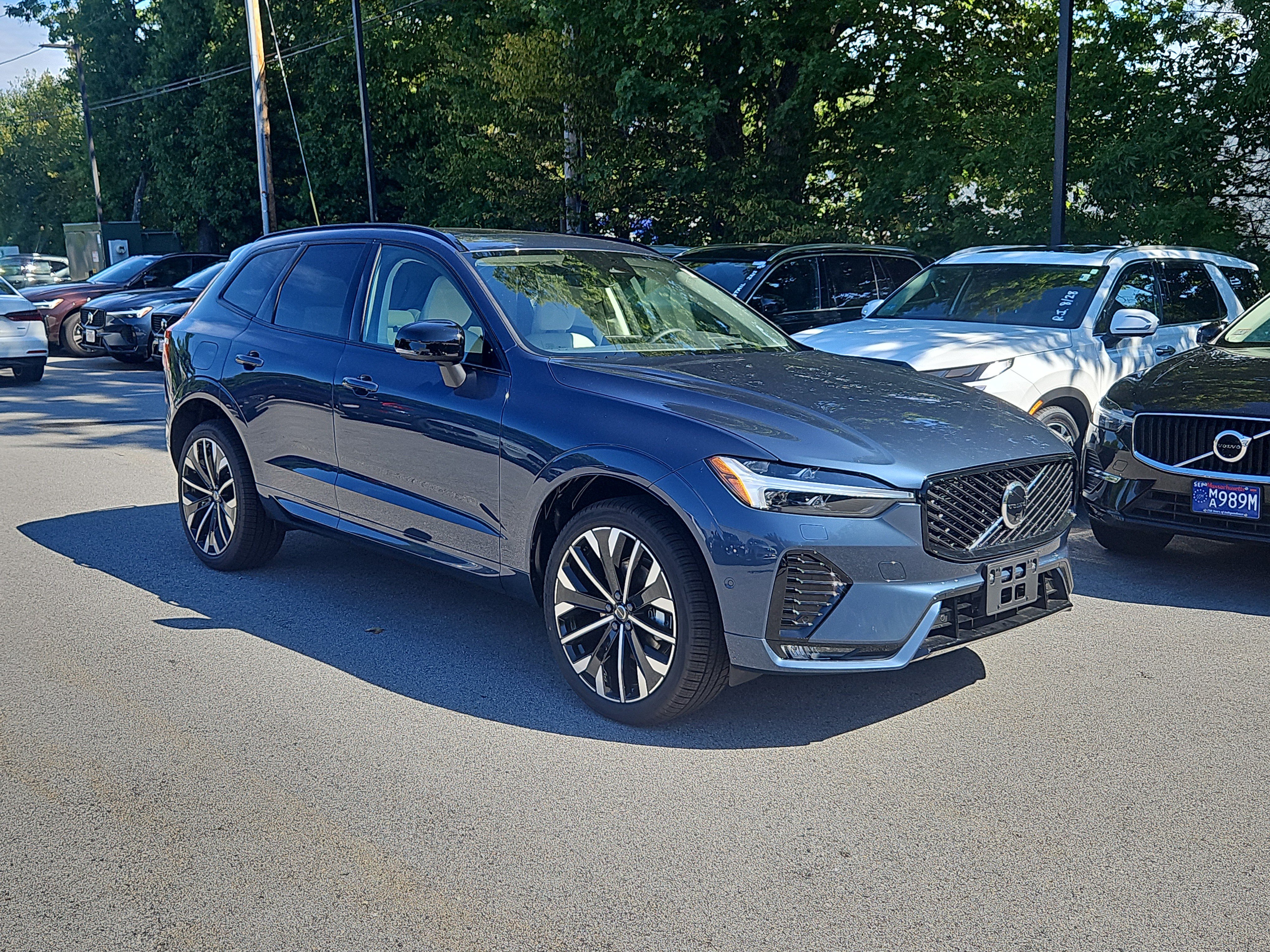 2027 Volvo XC60 B5 Ultra SUV