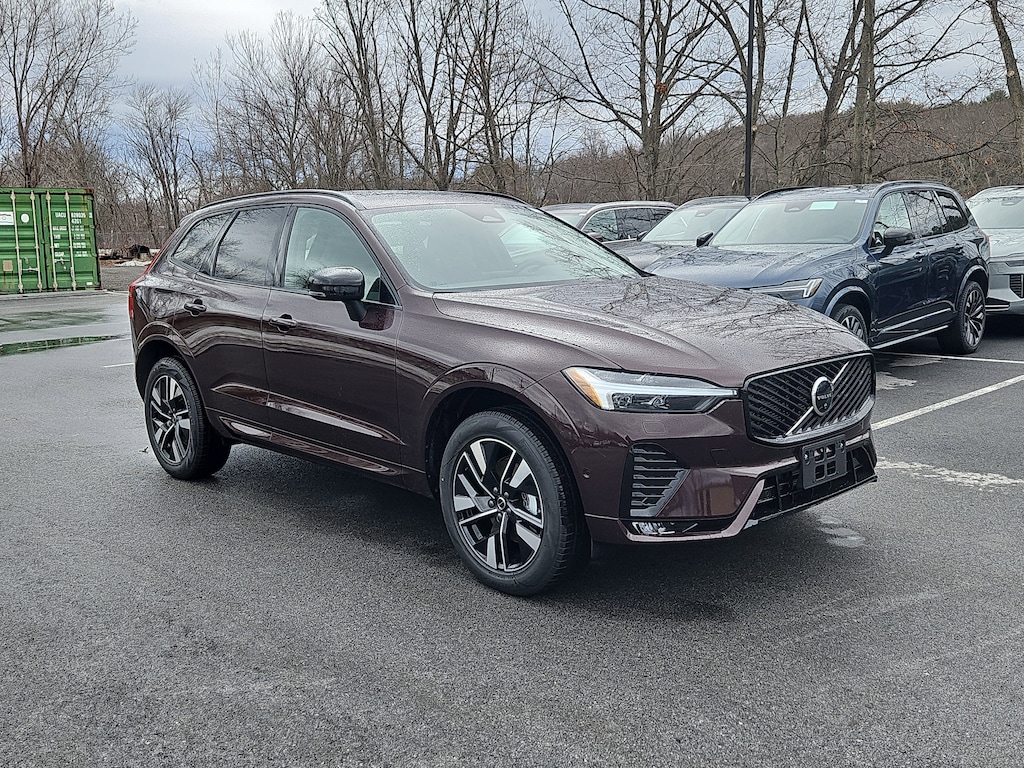 New 2026 Volvo XC60 B5 Plus SUV