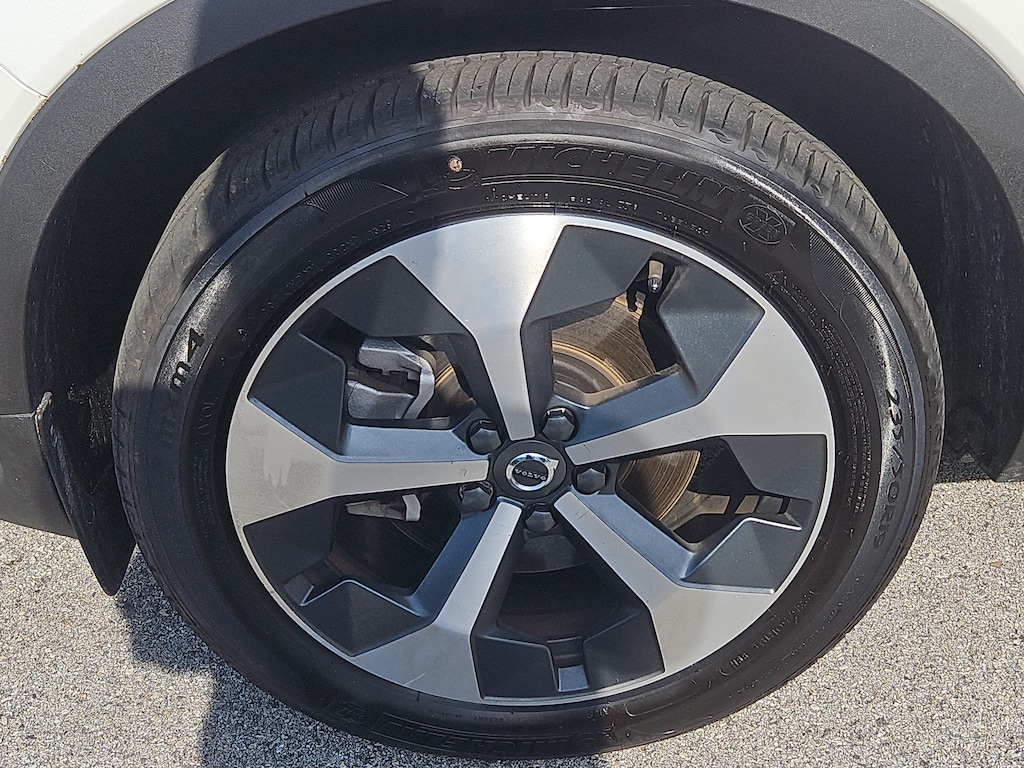 Used 2026 Volvo XC40 Plus Sport Utility