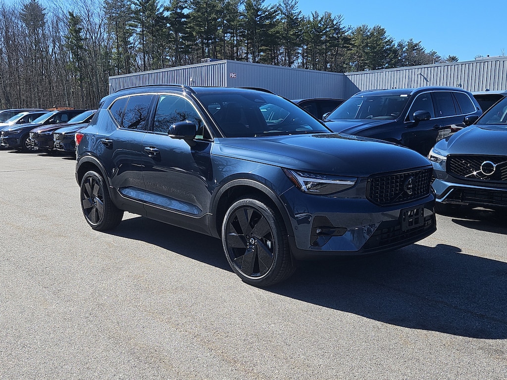 New 2026 Volvo XC40 B5 Ultra Black Edition SUV