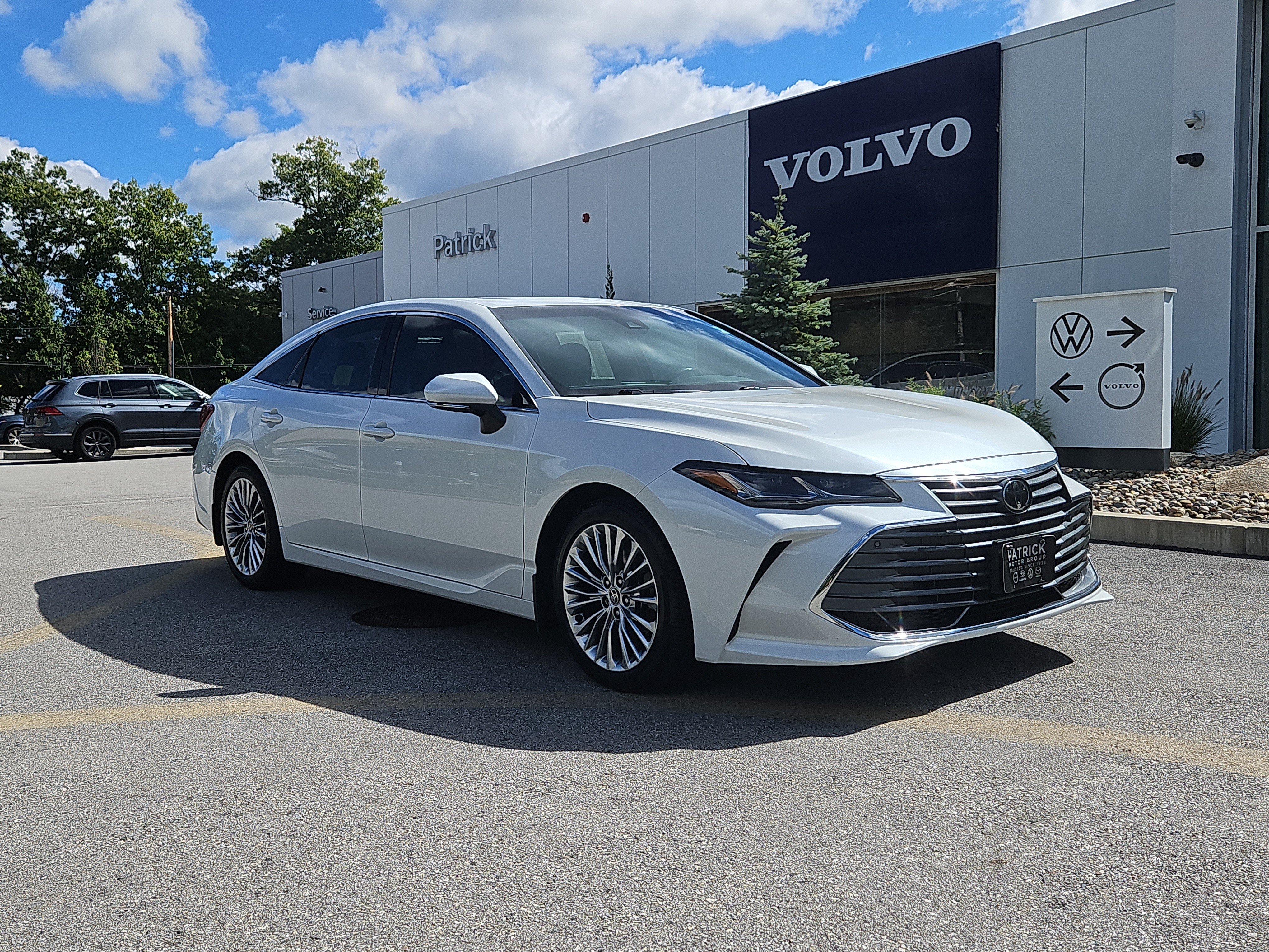 2020 Toyota Avalon Limited 4dr Car