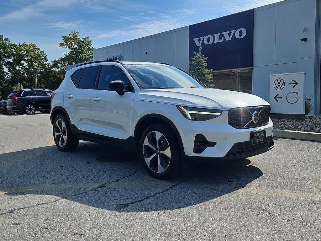Used 2026 Volvo XC40 Plus Sport Utility