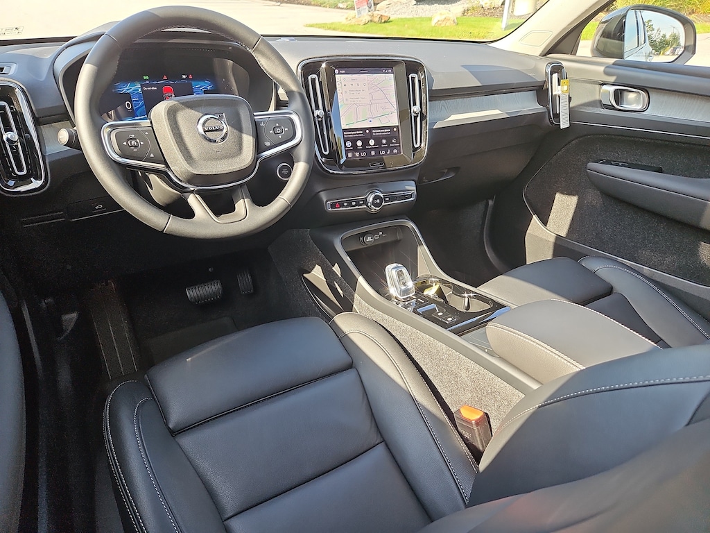 Used 2026 Volvo XC40 Plus Sport Utility