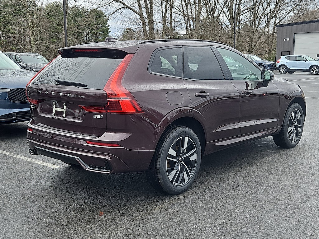 New 2026 Volvo XC60 B5 Plus SUV