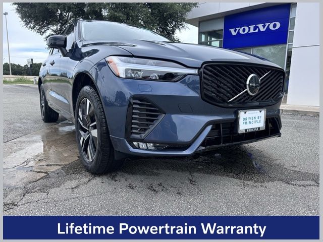 New 2026 Volvo XC60 B5 Core SUV