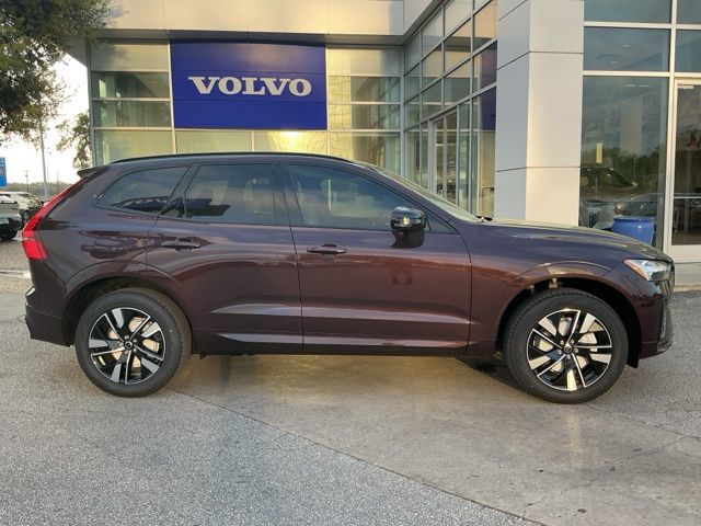 New 2026 Volvo XC60 B5 Core SUV