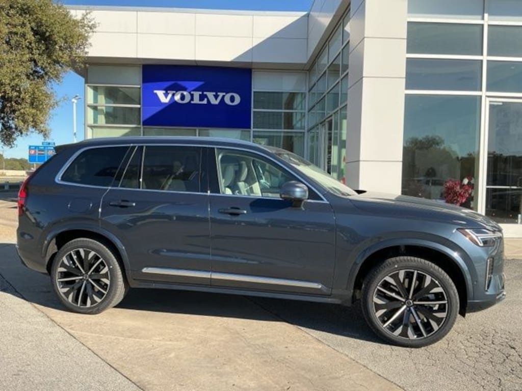 New 2026 Volvo XC90 plug-in hybrid T8 Ultra 7-Seater SUV