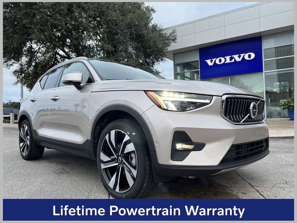 Certified 2024 Volvo XC40 B5 Plus Bright Theme SUV