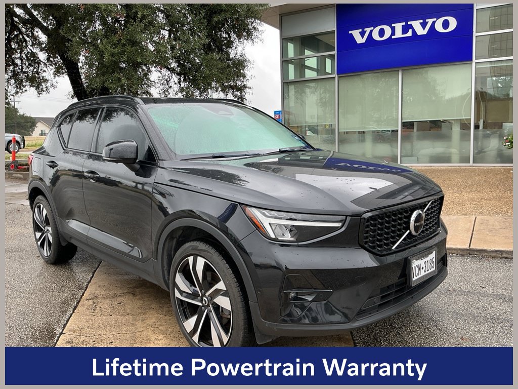 2024 Volvo XC40