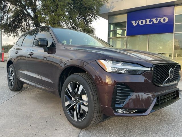 New 2026 Volvo XC60 B5 Core SUV