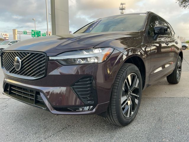 New 2026 Volvo XC60 B5 Core SUV