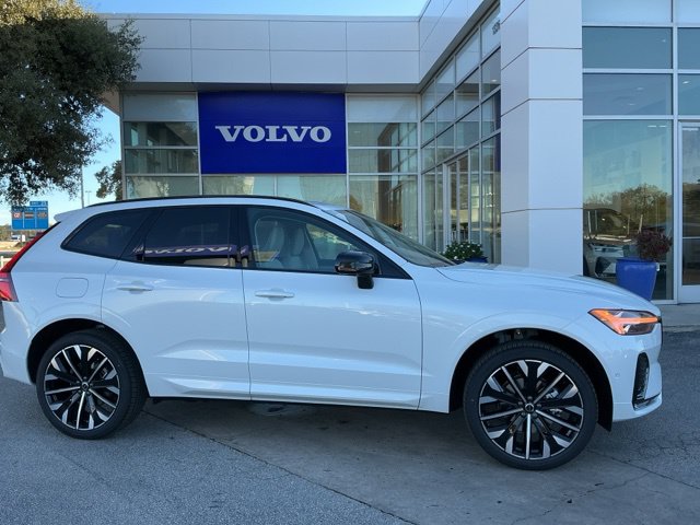 New 2026 Volvo XC60 B5 Ultra SUV