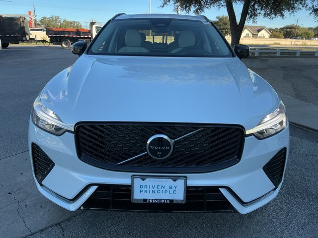 New 2026 Volvo XC60 B5 Ultra SUV