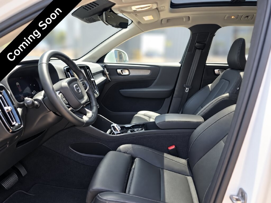 Certified 2025 Volvo XC40 B5 Plus Bright Theme SUV