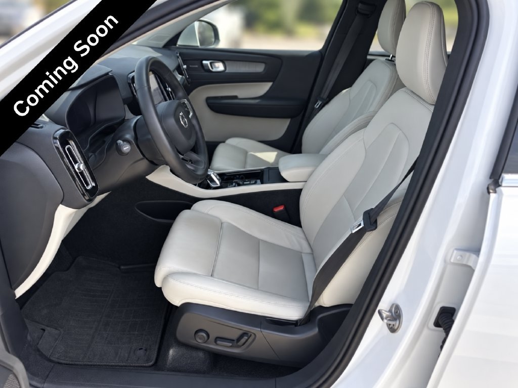 Certified 2024 Volvo XC40 B5 Plus Bright Theme SUV