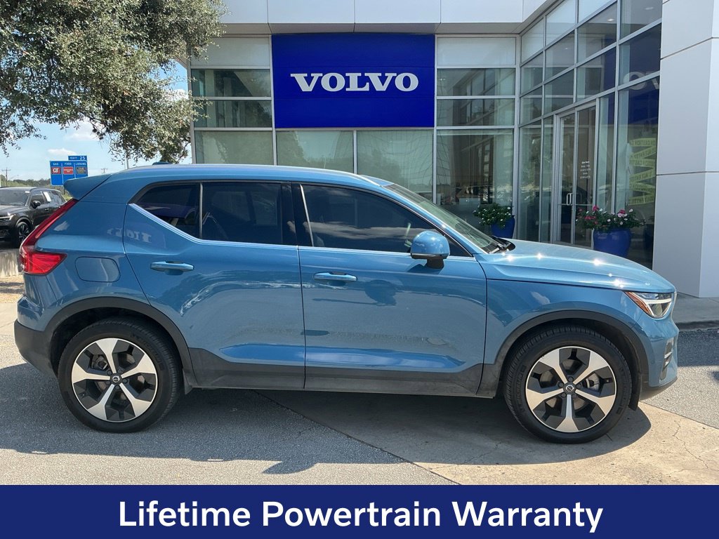 Certified 2024 Volvo XC40 B5 Plus Bright Theme SUV