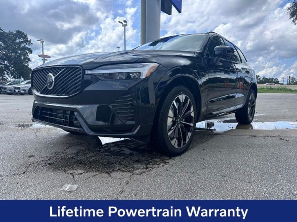 New 2026 Volvo XC60 plug-in hybrid T8 Plus SUV