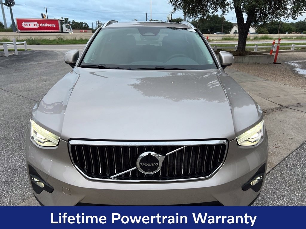 Certified 2024 Volvo XC40 B5 Plus Bright Theme SUV