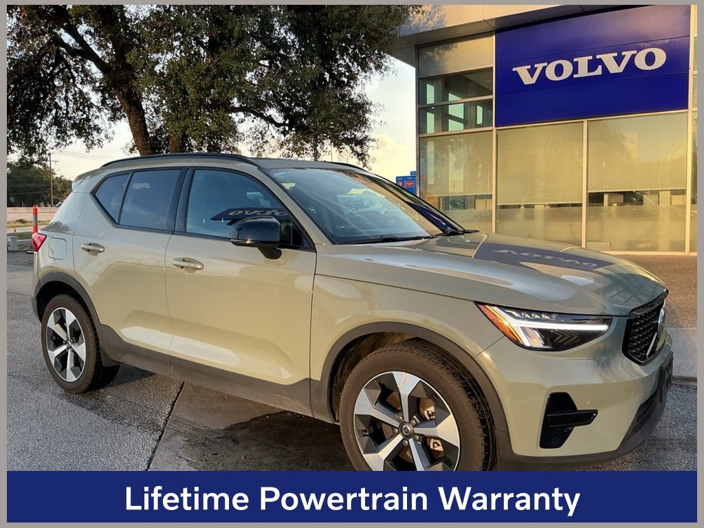 2024 Volvo XC40