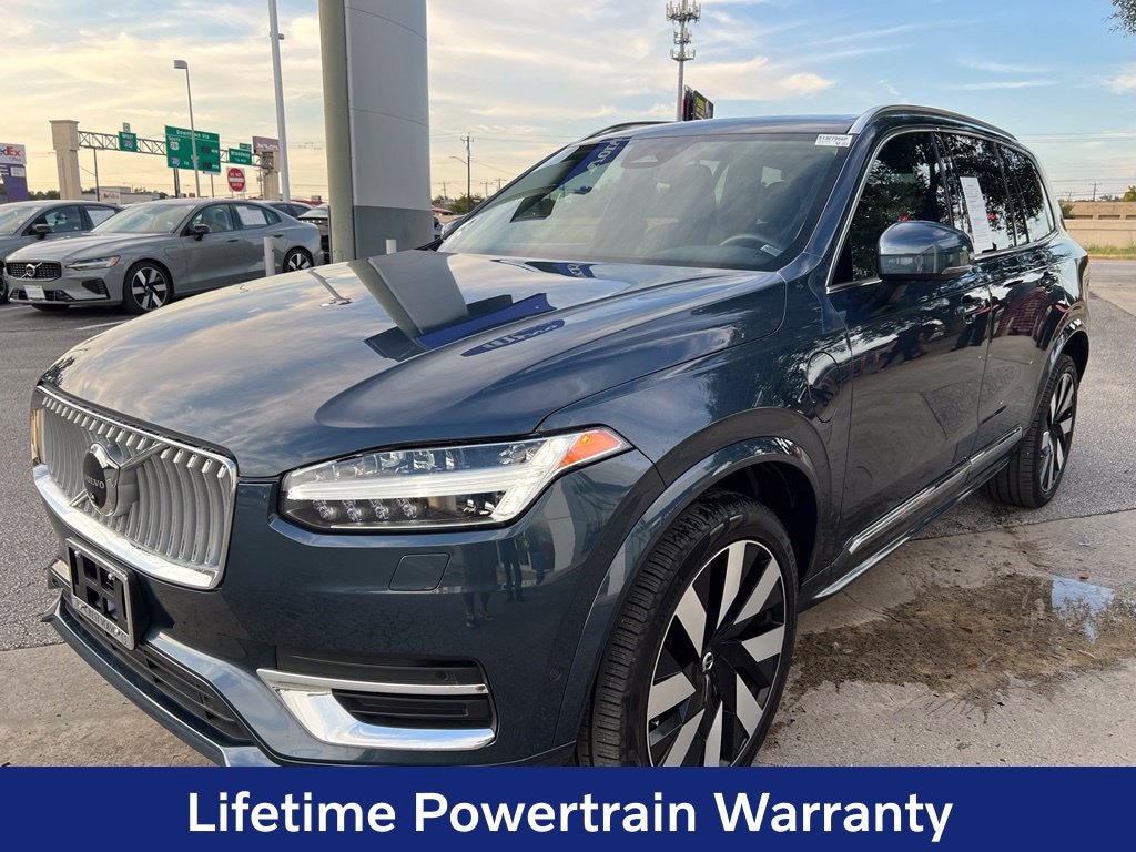 Certified 2025 Volvo XC90 Plug-In Hybrid T8 Plus SUV