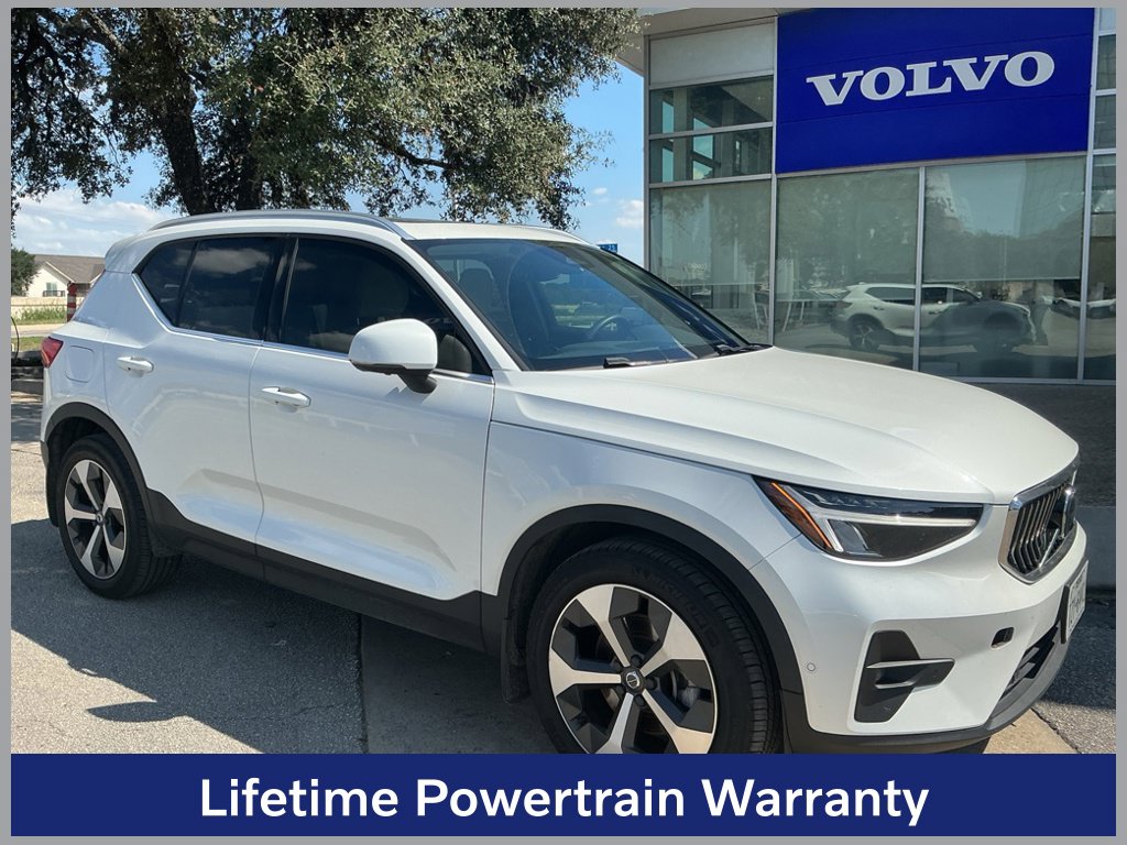 Certified 2024 Volvo XC40 B5 Plus Bright Theme SUV