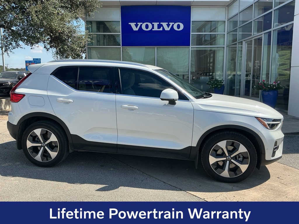 Certified 2024 Volvo XC40 B5 Plus Bright Theme SUV