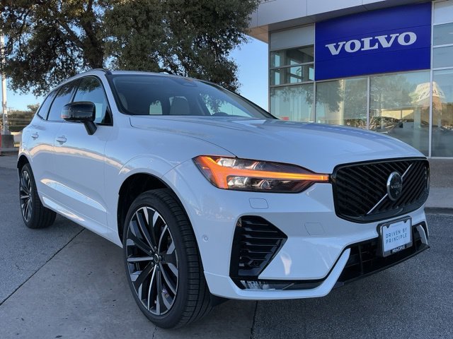 New 2026 Volvo XC60 B5 Ultra SUV