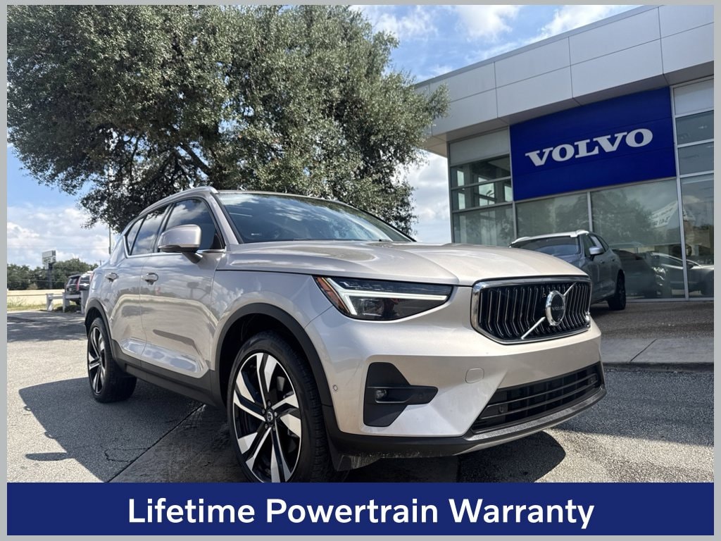 2024 Volvo XC40