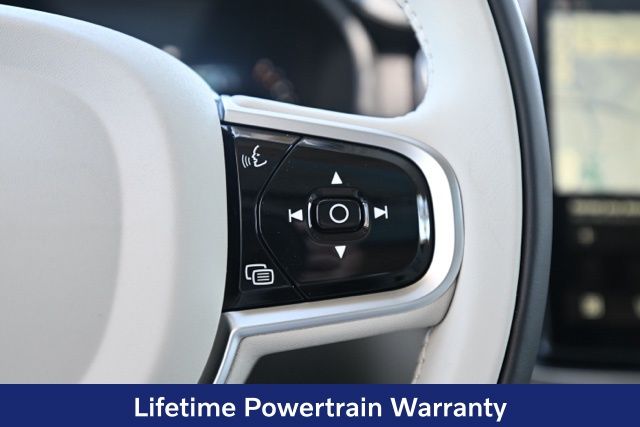 2026 Volvo XC90 Ultra - Photo 23