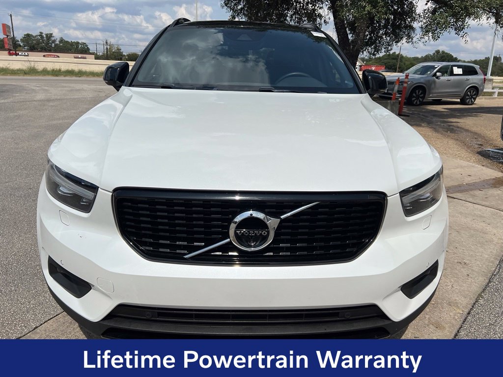 Certified 2022 Volvo XC40 R-Design SUV