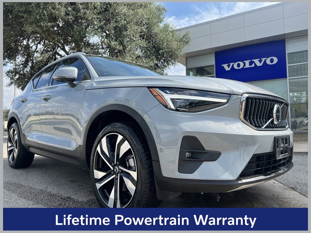2024 Volvo XC40