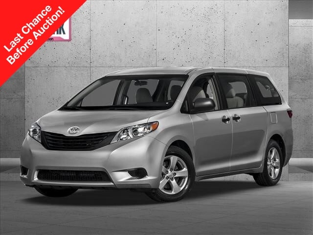 2015 Toyota Sienna LE