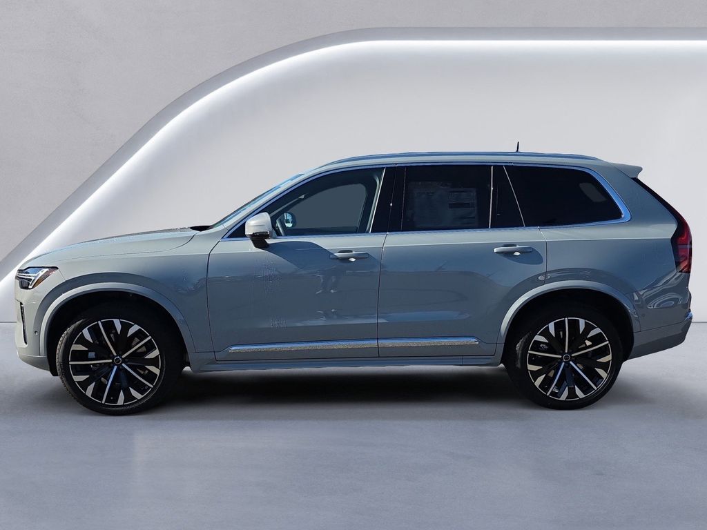 2026 Volvo XC90 Plus - Photo 6