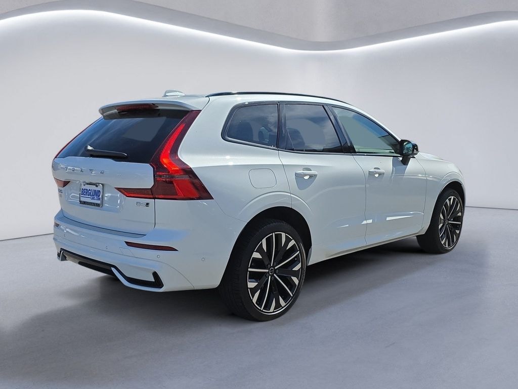 New 2026 Volvo XC60 B5 Ultra SUV