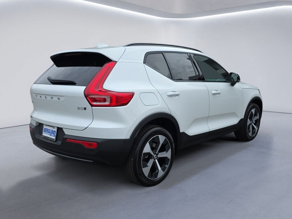 Certified 2026 Volvo XC40 B5 Plus SUV