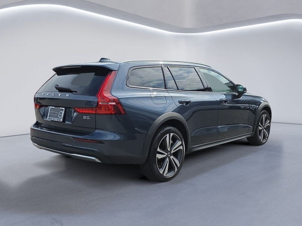 Certified 2026 Volvo V60 Cross Country B5 Plus Wagon