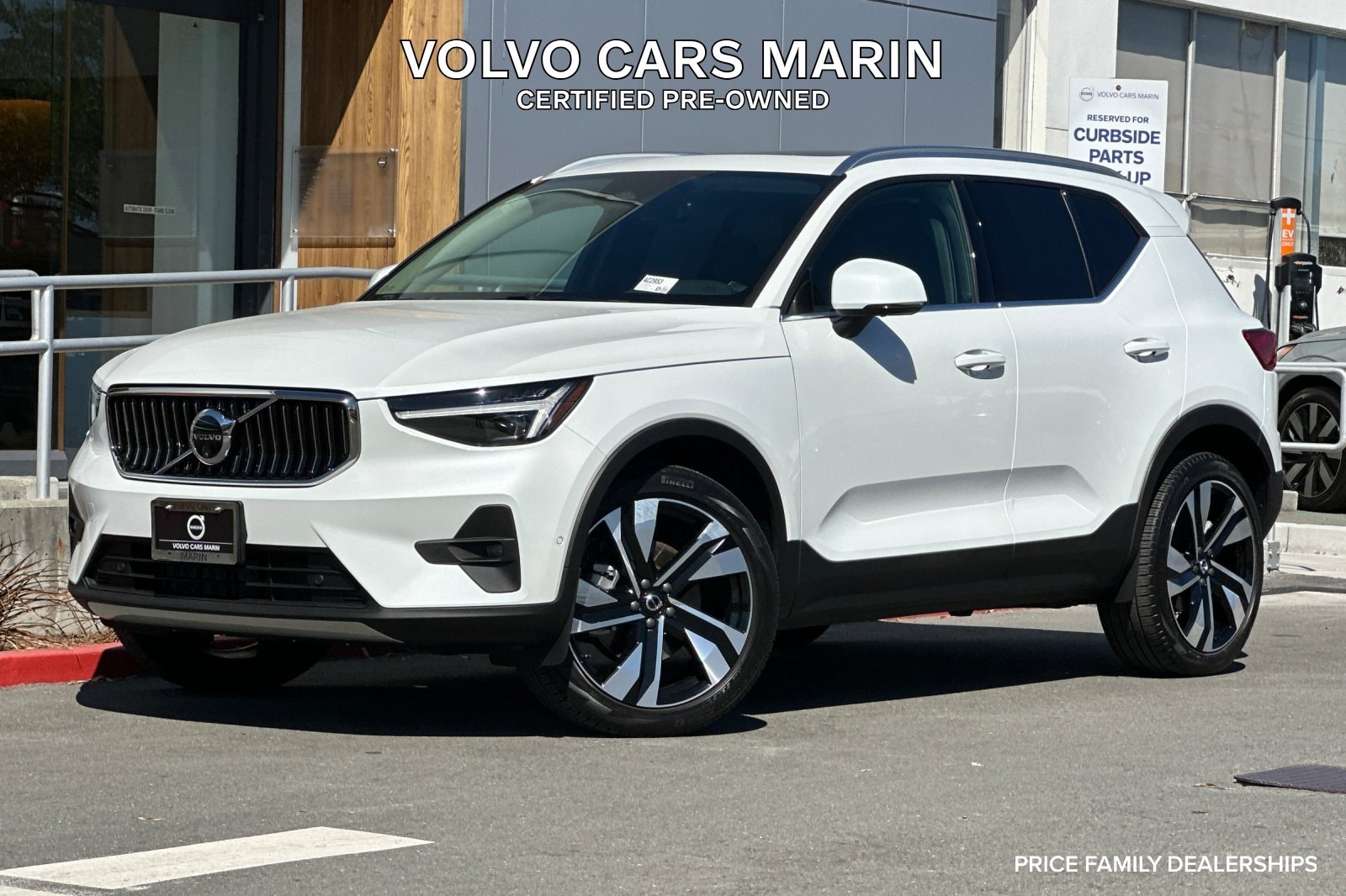 2025 Volvo XC40